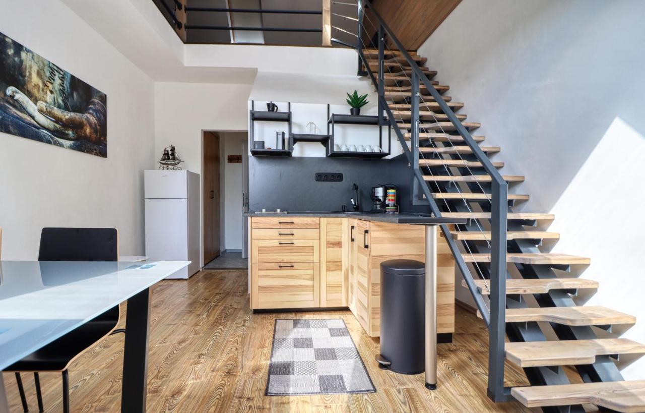 Zenloft Apartman Еґер Екстер'єр фото